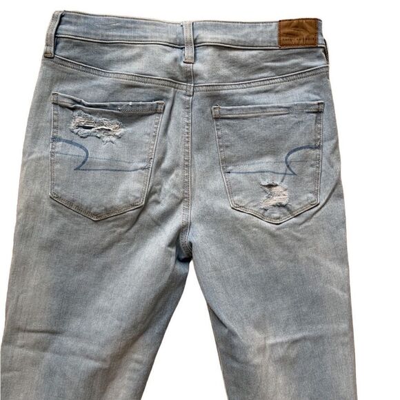 American Eagle Ripped Super High-Waisted Jegging Light Wash Jeans Size 6 - Picture 3 of 7